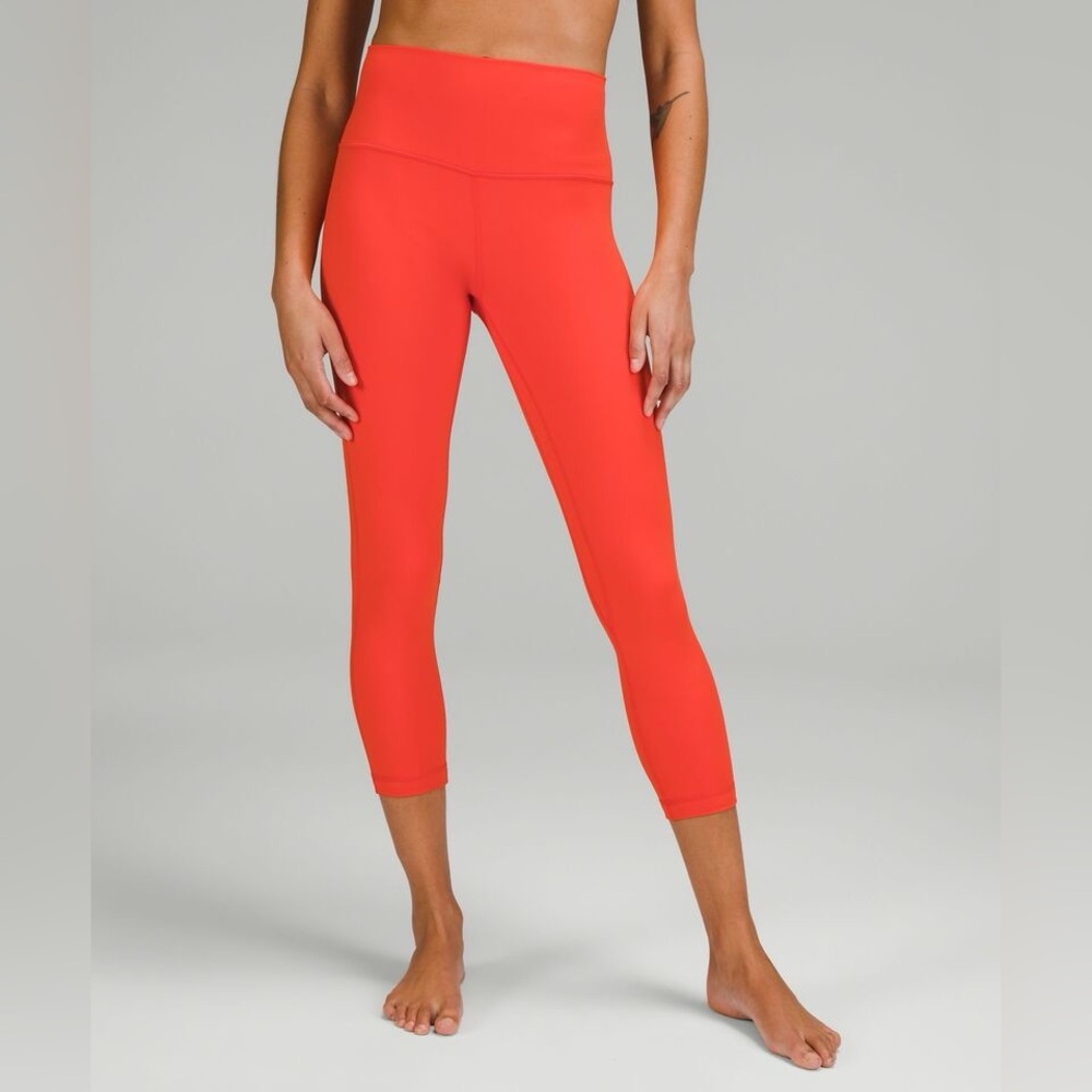 Lululemon Solar Orange Align Size 6 Crop 23 in Leggings